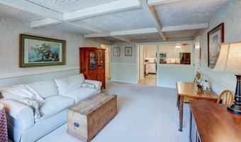 35 Swanson Ct 32D, Boxborough, MA 01719