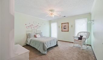 17274 Kansas Ave, Basehor, KS 66012