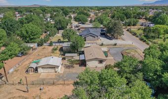 2135 Winchester Dr, Bosque Farms, NM 87068