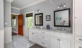 199 Henry Sanford Rd, Bridgewater, CT 06752