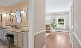 9400 FALLS Rd, Potomac, MD 20854