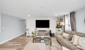 238 Forepeak Ave, Beachwood, NJ 08722