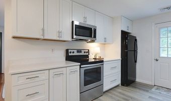 132 Oak Ridge Dr, Ayer, MA 01432