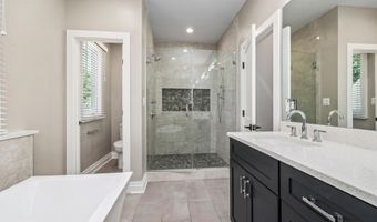 924 28TH St S, Arlington, VA 22202