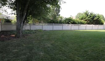 381 Woodside Ct, Batesville, IN 47006
