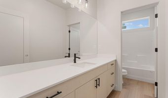 432 E Fiddlers Canyon Rd 122, Cedar City, UT 84721