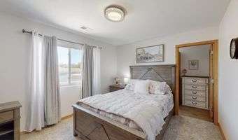 630 BARNETT Rd, Bosque Farms, NM 87068