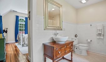 78 Hoyts Hl, Bethel, CT 06801