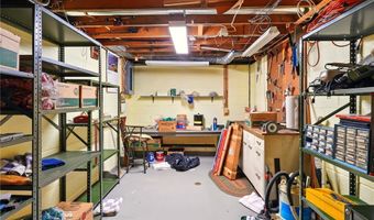 6407 Hiram Ave, Ashtabula, OH 44004