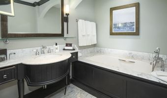 130 Daybreak Rdg Hs759, Beaver Creek, CO 81620