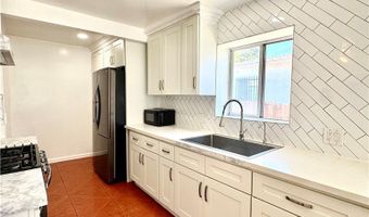 227 E 111th St, Los Angeles, CA 90061