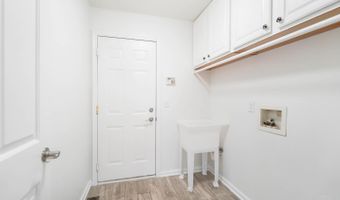 2558 Apple Ridge Ln, Amberley, OH 45236