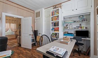 902 F St, Barling, AR 72923