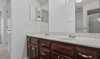 1006 Spring Hill Dr, Albany, GA 31721