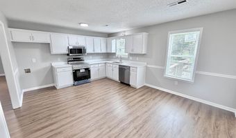 190 FAULKNER HEIGHTS Dr, Atoka, TN 38004