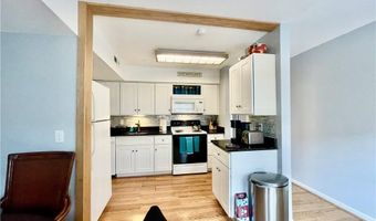 106 Swinburne Row, Newport, RI 02840