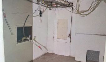 809 S Roselawn Ave, Artesia, NM 88210