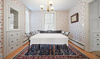 89 Parkview Ave, Bangor, ME 04401