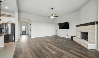 1089 Flagstone Dr, Weatherford, TX 76085