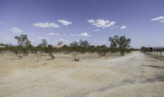 15761 W HOPI Dr, Casa Grande, AZ 85122