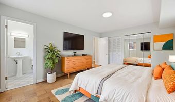 10643 WEYMOUTH St 101, Bethesda, MD 20814