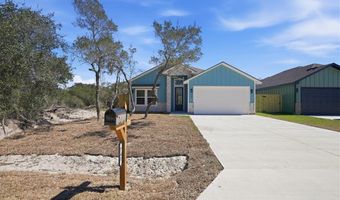 741 S 10th St, Aransas Pass, TX 78336