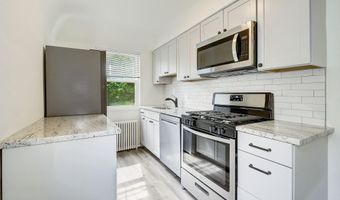 1400 12TH St N 1, Arlington, VA 22209
