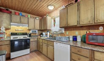 10008 Willow St, Bay St. Louis, MS 39520