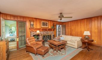 90 Manville Ave, Barnwell, SC 29812