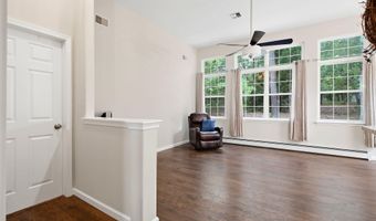 9 Forest Lake Ct, Barnegat, NJ 08005