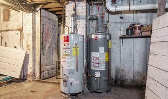 13 Elizabeth St, Cumberland, RI 02864