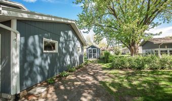 711 E Chubb St, Algona, IA 50511