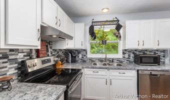 9089 Fulton St SE, Ada, MI 49301