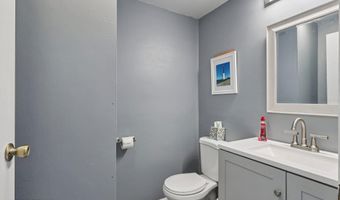 492 N Main St, Barnegat, NJ 08005