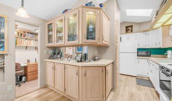 611 S IRONSTONE Dr 611, Apache Junction, AZ 85119