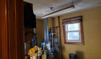 30 Hollywood Ave, Coventry, RI 02816