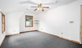 6 Caye Rd, Danbury, CT 06811