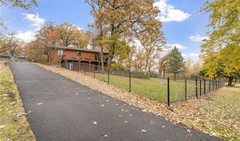 74500 240th St, Albert Lea, MN 56007