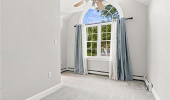 6 Cathedral Ct, Cumberland, RI 02864