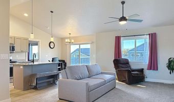 39 Harmony St, Buffalo, WY 82834