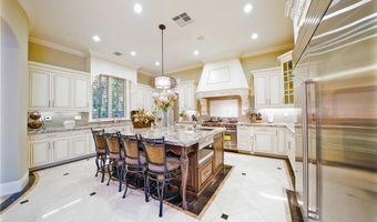 355 W Palm Dr, Arcadia, CA 91007