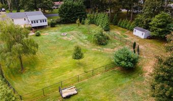 75 Hickory Dr, North Kingstown, RI 02852