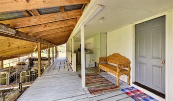 5030 Hawk St, Bay St. Louis, MS 39520