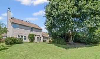 10905 Pinewalk Forest Cir, Alpharetta, GA 30022
