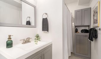 1915 16TH St NW 304, Washington, DC 20009