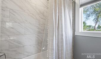 3029 N Maple Grove Rd, Boise, ID 83704