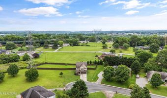 1017 Brighton Dr, Alcoa, TN 37701