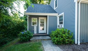 148 Middle River Rd, Danbury, CT 06811