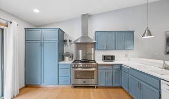 13310 Glenhaven Ct, Apple Valley, MN 55124