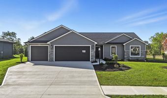 5165 Greyson Heights Dr, Auburn, IN 46706